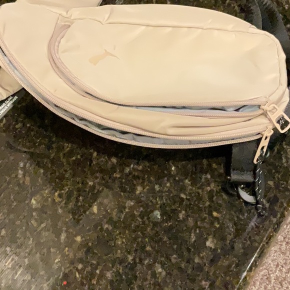 Brand New With Tags Puma Tan Sling Bag - Picture 7 of 7